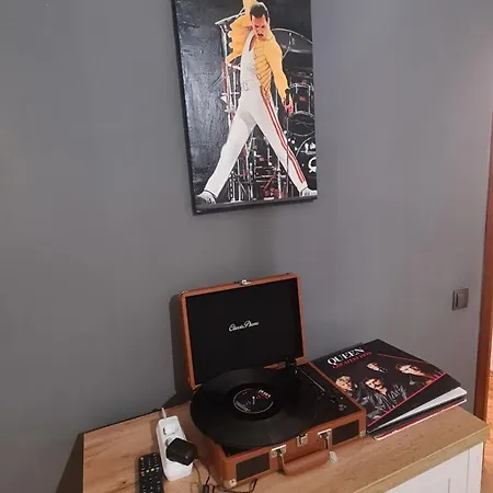 Cozy In Noble House Main Square Apartment *