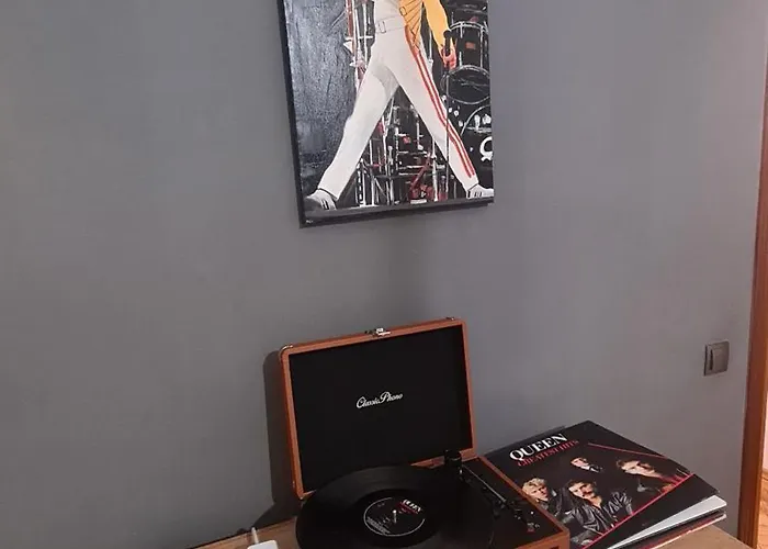 Cozy In Noble House Main Square Apartament *